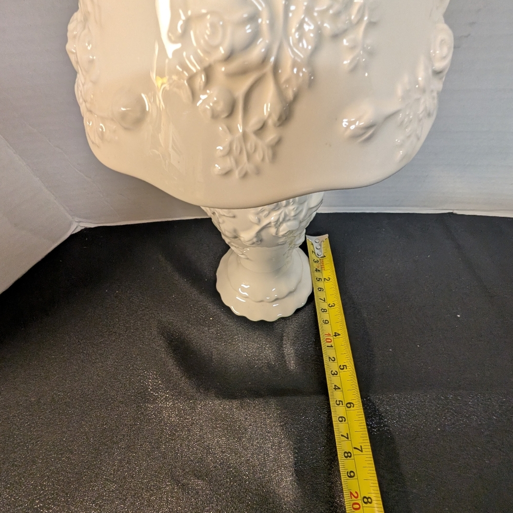 New Royal Albert Old Country Roses English Buffet Tea Light Lamp Table In Box - Picture 11 of 11